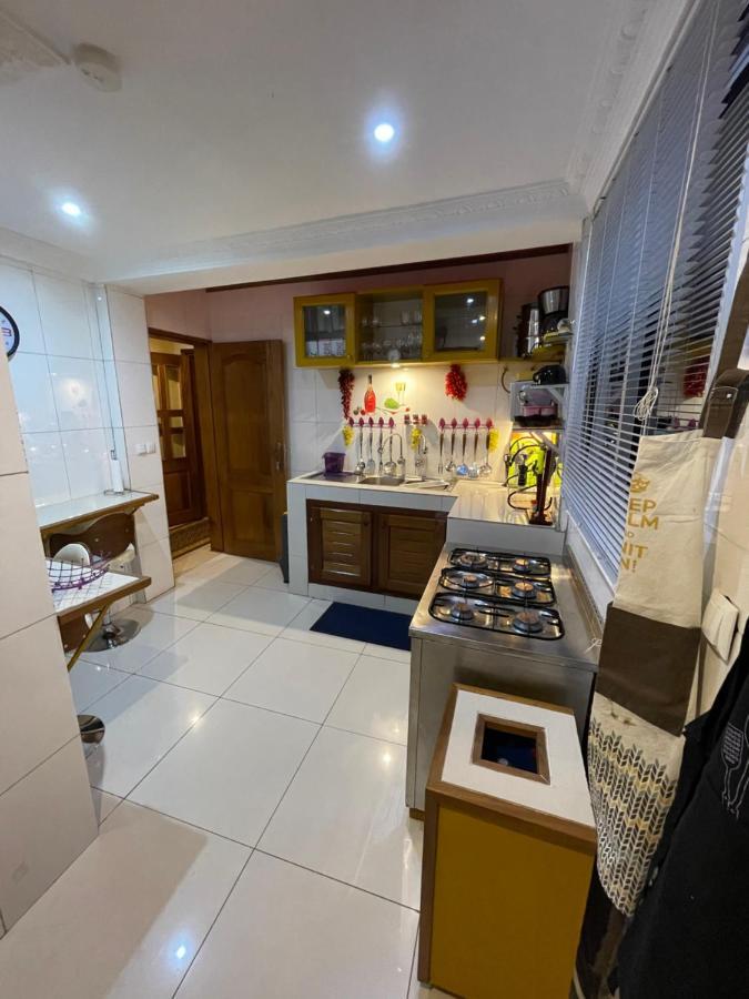 Homestay Appartement 2 Chambres Яунде Экстерьер фото