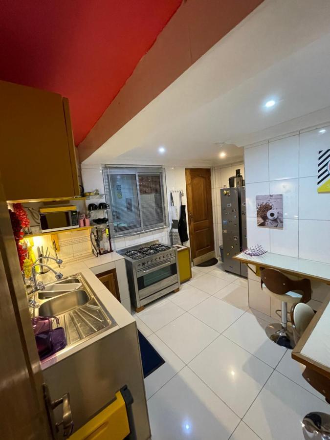 Homestay Appartement 2 Chambres Яунде Экстерьер фото