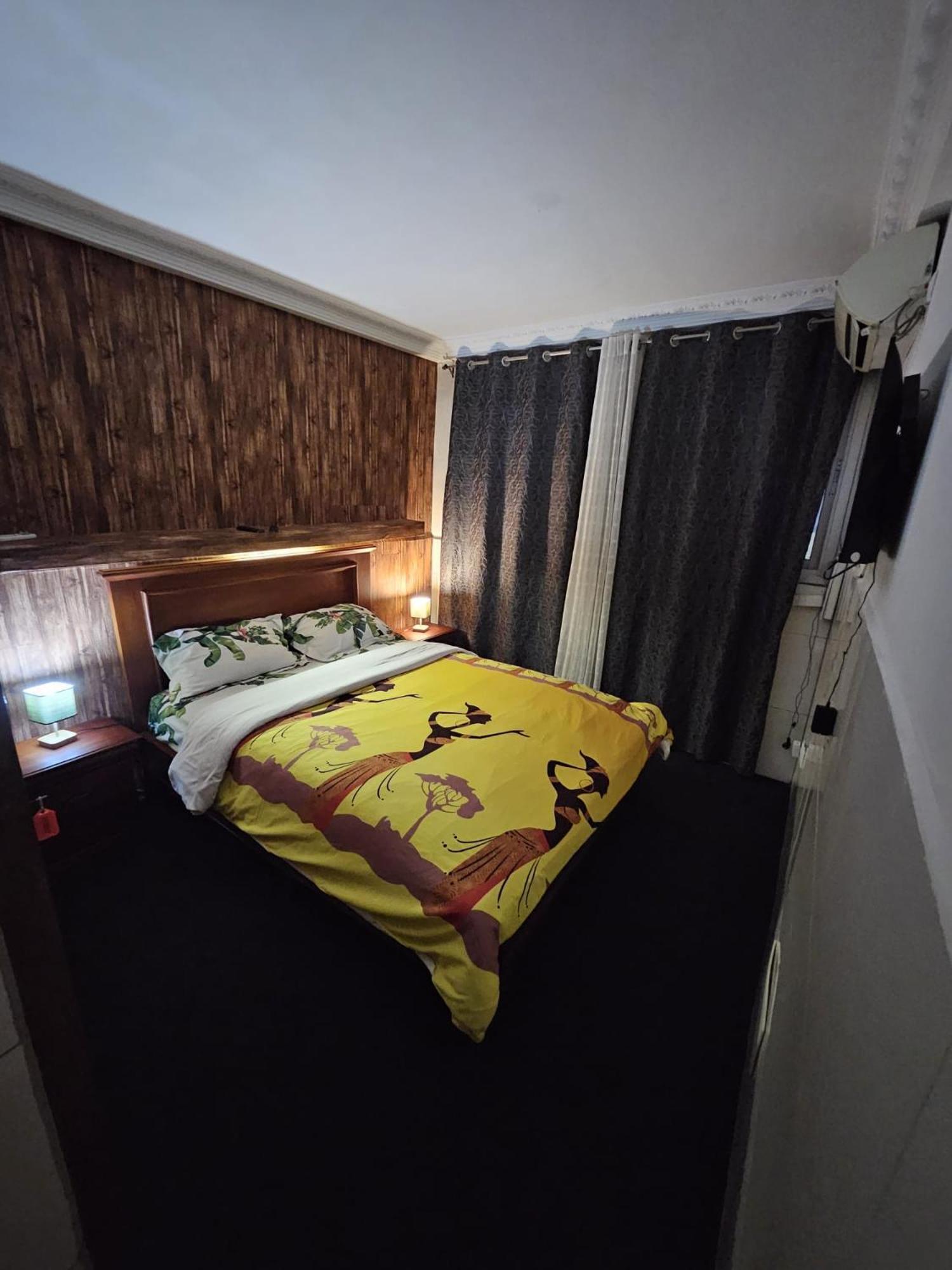 Homestay Appartement 2 Chambres Яунде Экстерьер фото